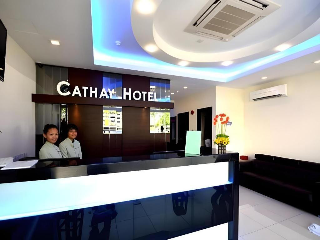 Cathay Hotel Kota Kinabalu Exterior foto