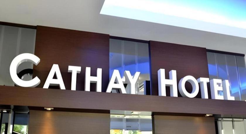 Cathay Hotel Kota Kinabalu Exterior foto